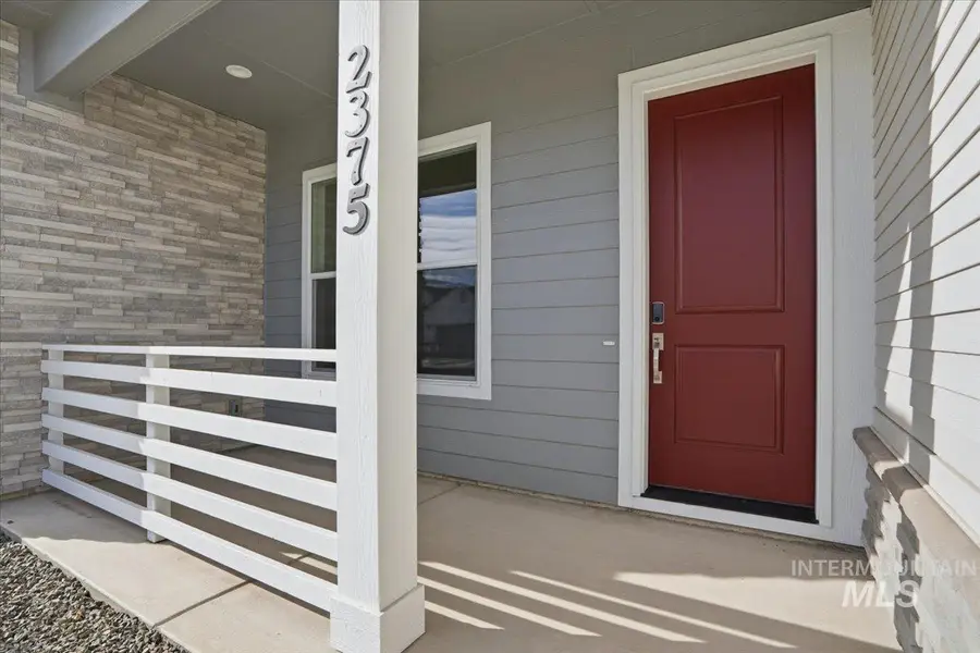 2375 N Kenora Ave, Star, ID 83669 - #2