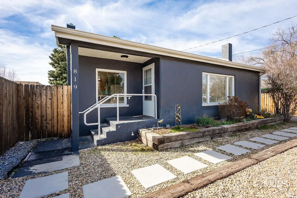 819 S Roosevelt St, Boise, ID 83705 - #1