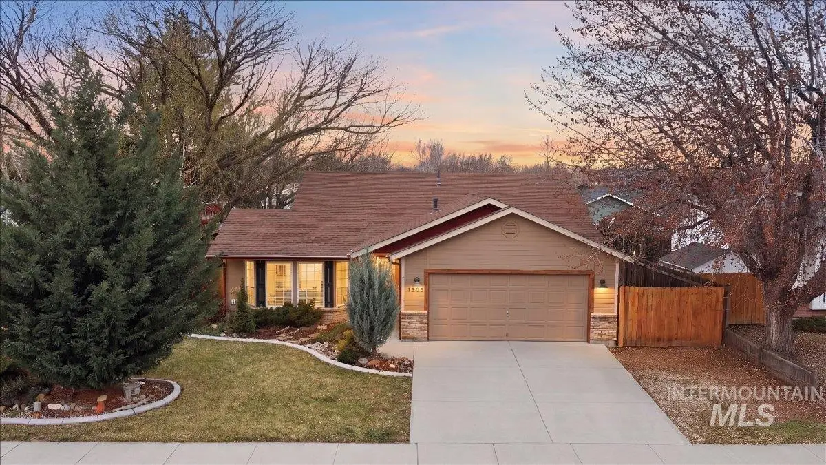 1305 N Sandlin Ave, Meridian, ID 83642 - #1