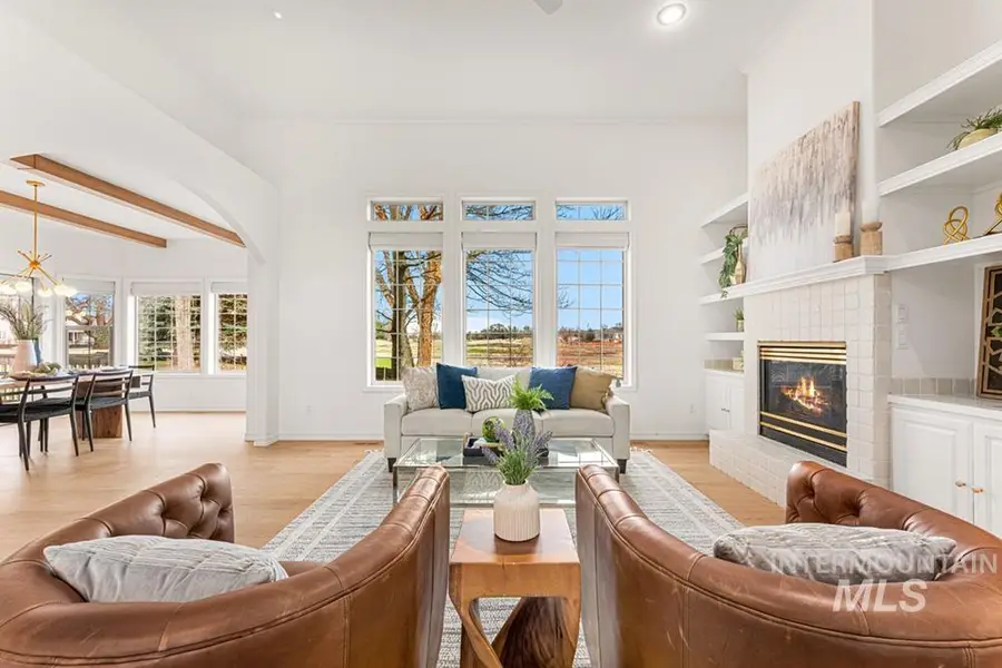 6303 N Fair Oaks Pl, Garden City, ID 83703 - #2