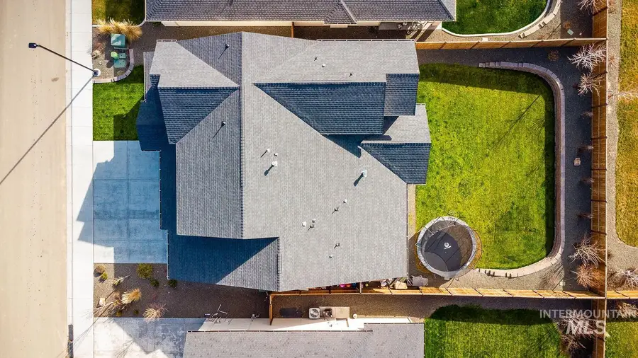 205 S Sunniva Ave, Kuna, ID 83634 - #3