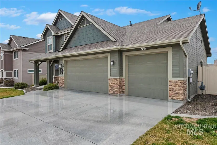 2317 N Van Dyke Ave, Kuna, ID 83634 - #3