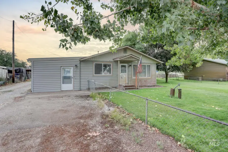 1424 Mill Rd, Emmett, ID 83617 - #3