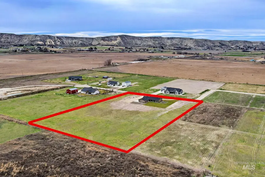 3170 Grandview Ln, Emmett, ID 83617 - #3