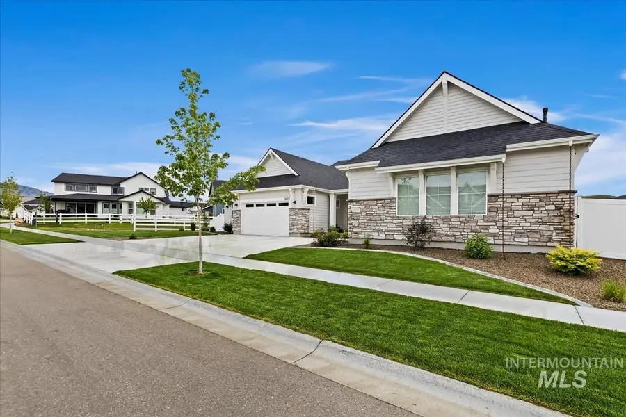 8253 W Brooks Dr, Boise, ID 83714 - #2