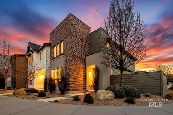 4044 E Parkcenter Blvd, Boise, ID 83716