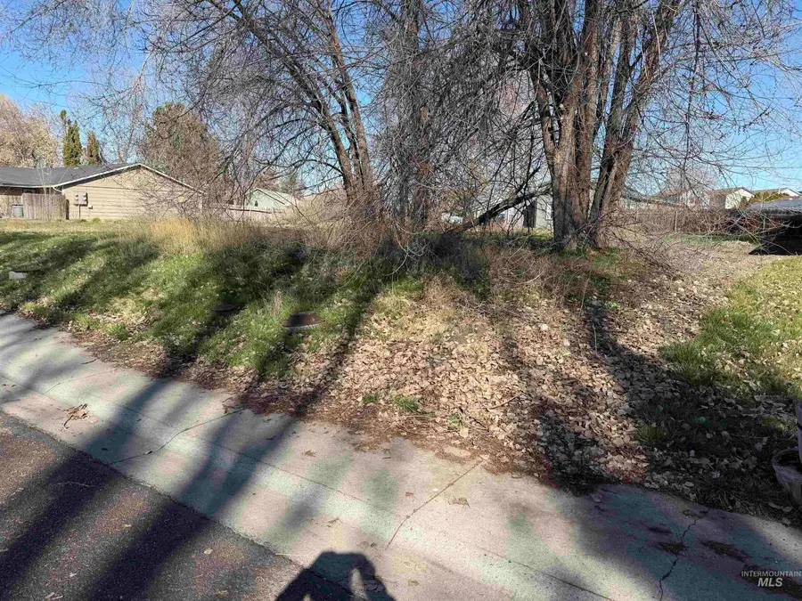 0 Donna Dr (parcel B), Middleton, ID 83644 - #2