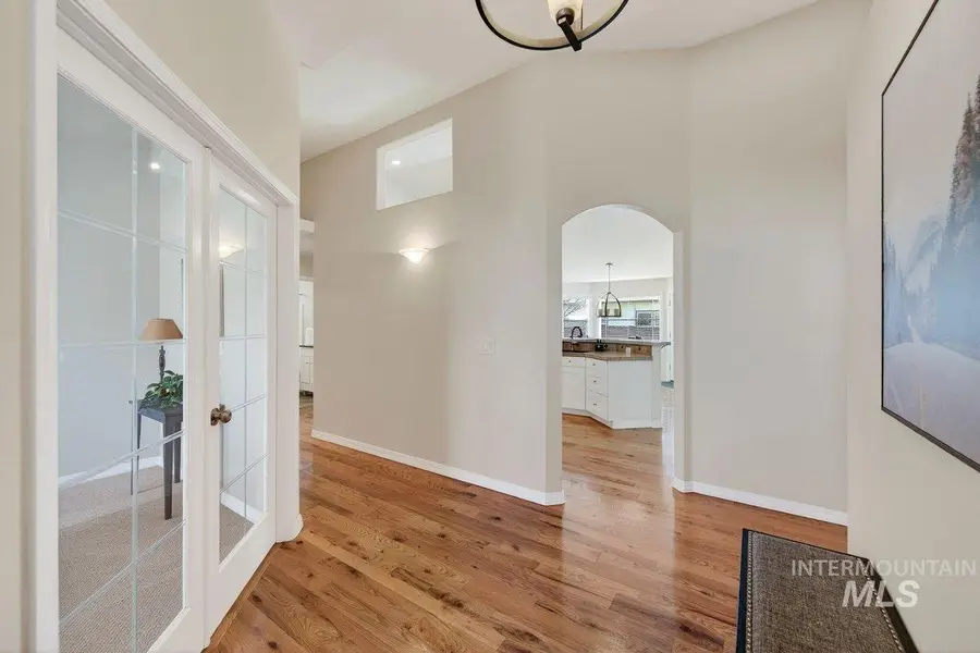 2043 E Dworshak Drive, Meridian, ID 83642 - #2