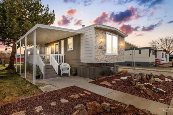 2688 N Pilgrim Lane, Boise, ID 83704