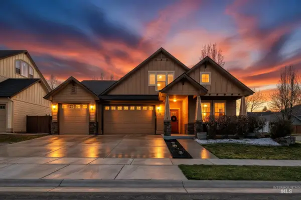 489 W Dreyfuss St, Meridian, ID 83646