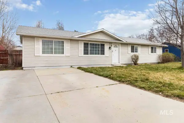 7 Brice Ave W, Middleton, ID 83644