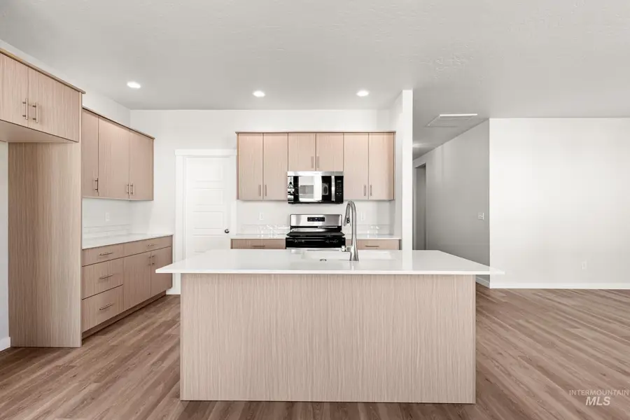 5200 E Phelps Lake Dr, Nampa, ID 83687 - #3