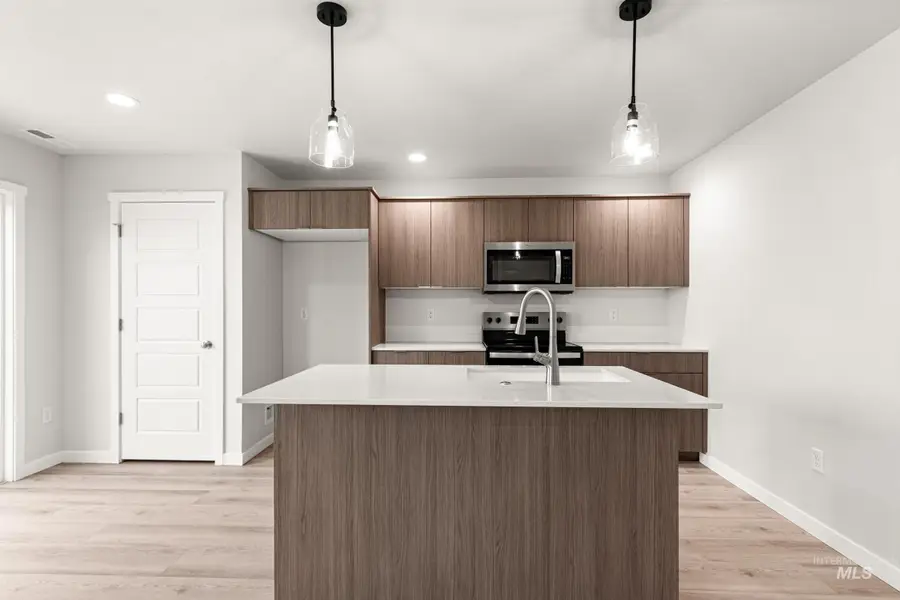 10824 Rutland St, Caldwell, ID 83605 - #3