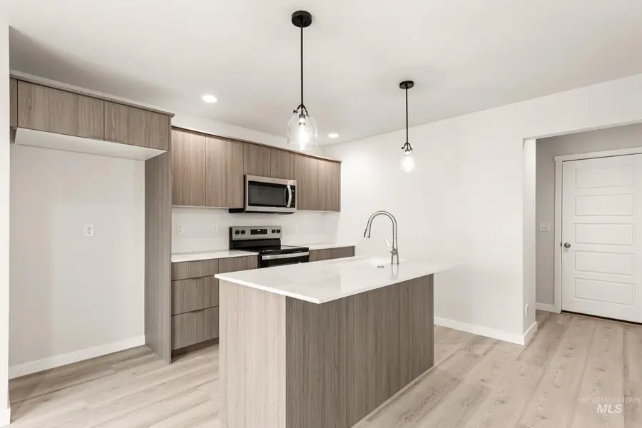 10832 Rutland St, Caldwell, ID 83605 - #3