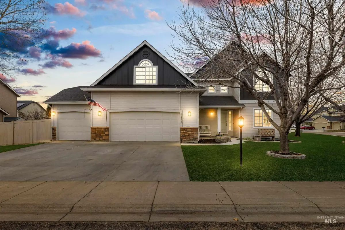 2223 N Maroon Ave, Kuna, ID 83634 - #1