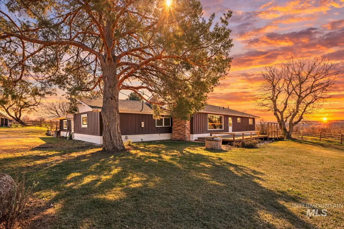 2755 S 900 E, Hagerman, ID 83332 - #1