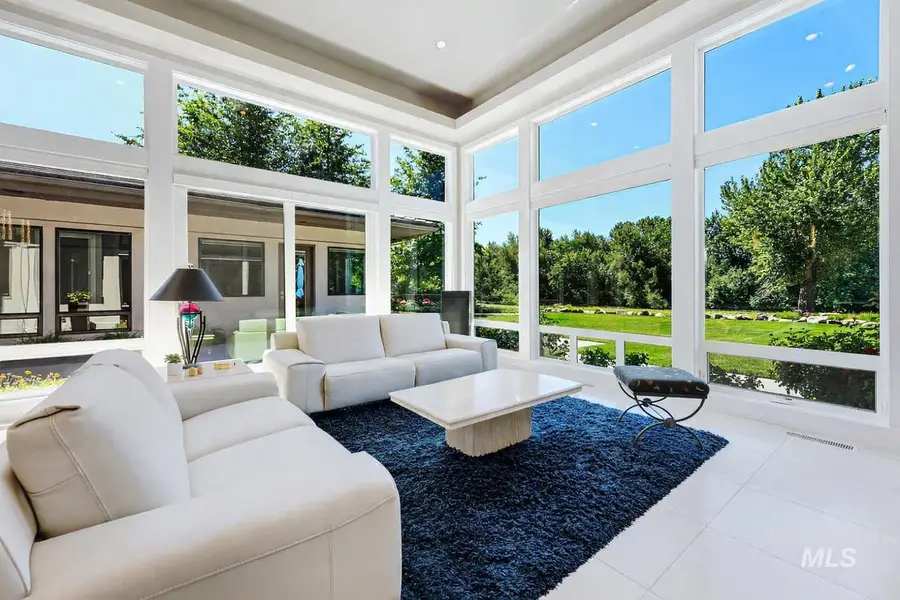 325 W Rivermont Lane, Eagle, ID 83616 - #2