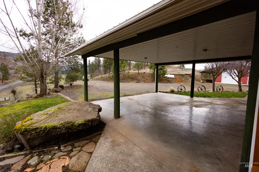 402 Beaver Slide Road, Kamiah, ID 83536 - #3