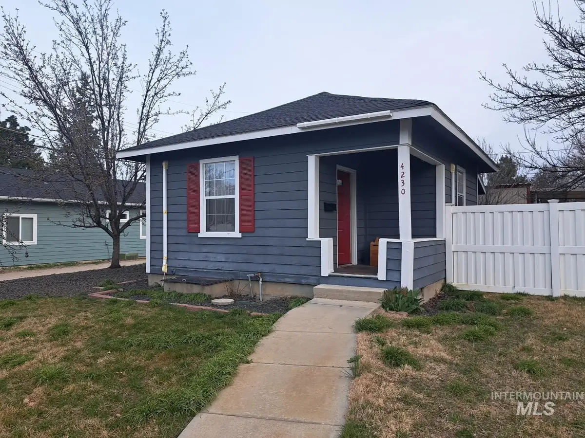 4230 W Albion St, Boise, ID 83705 - #1