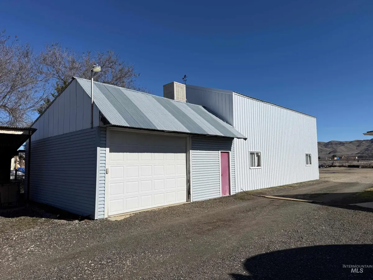1010 S Moffatt Ave, Emmett, ID 83617 - #1