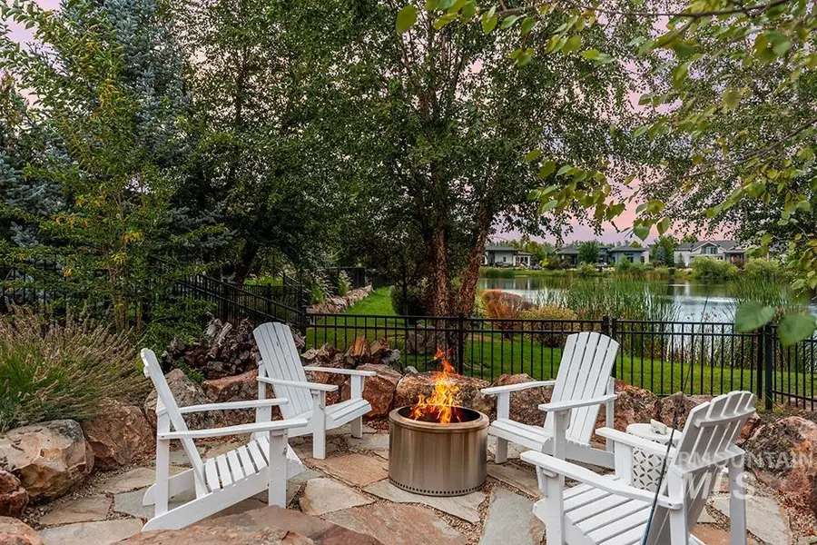 1552 W Windbreaker Ln, Eagle, ID 83616 - #2