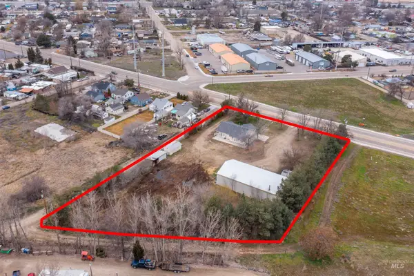 1004 N Illinois Ave, Caldwell, ID 83605