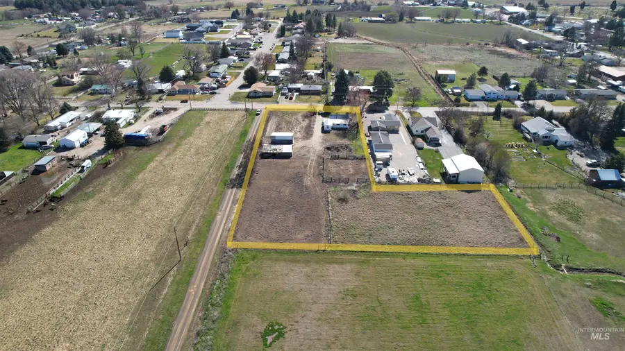 488 E Idaho Blvd, Emmett, ID 83617 - #3