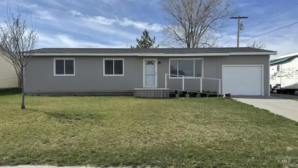 101 Sunset Circle, Buhl, ID 83316