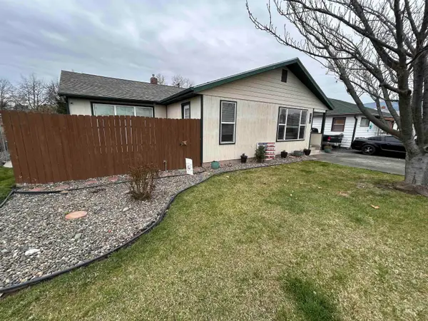 1220 4th St, Clarkston, WA 99403