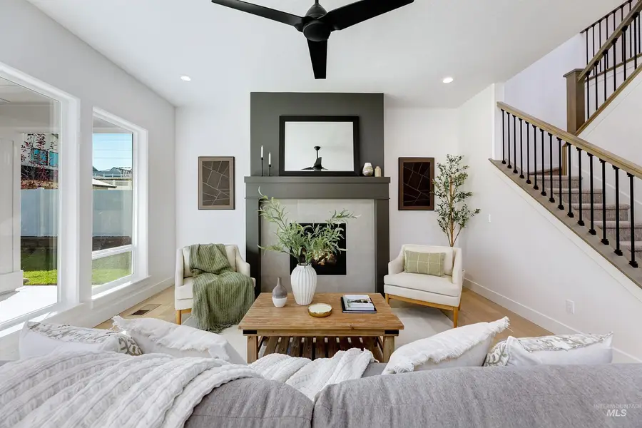 13900 N Ermine Ave, Boise, ID 83714 - #3