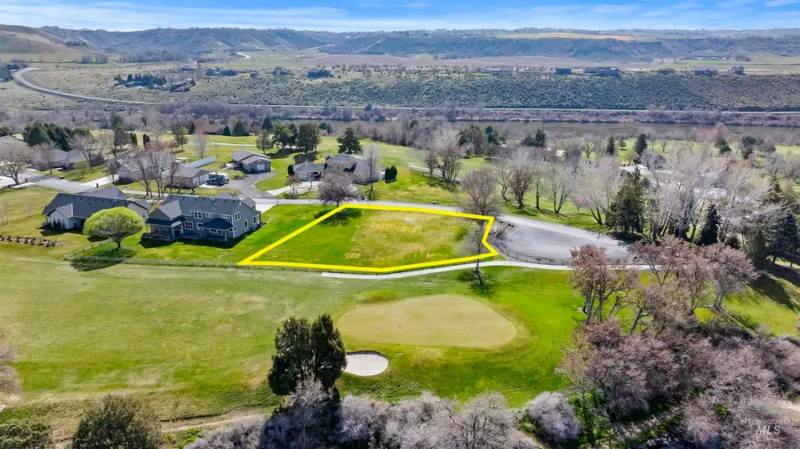 326 Clear Lake Ln, Buhl, ID 83316 - #3