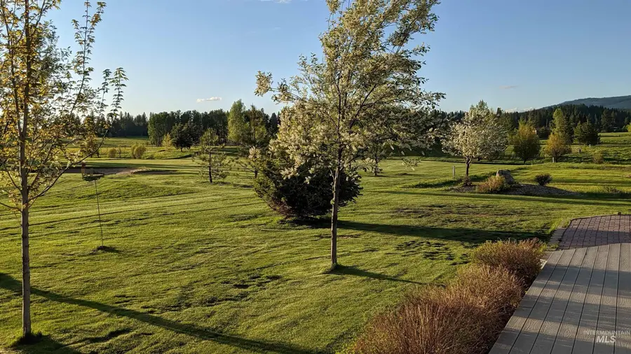 319 Otter Pond Ln, McCall, ID 83638 - #2