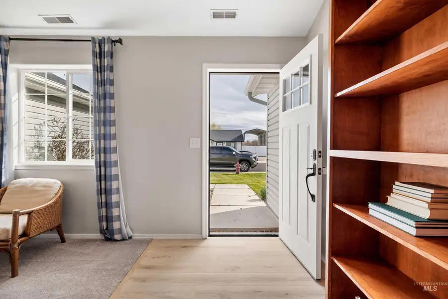 1061 Par Ct, Twin Falls, ID 83301 - #3