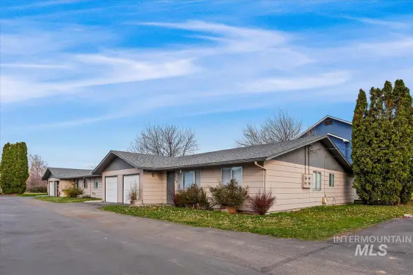 3049, 3051, 3053, 3055 N. Linda Vista Ln, Boise, ID 83704