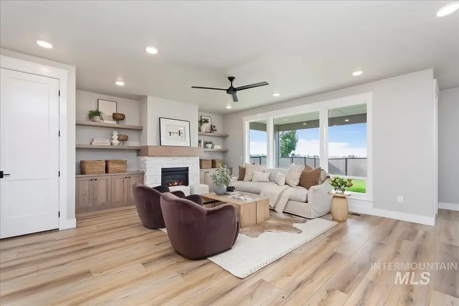 6556 W Los Flores Dr, Meridian, ID 83646 - #2