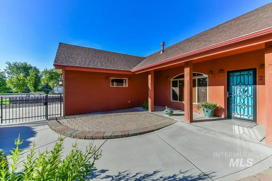 2214 Washington, Caldwell, ID 83605 - #3