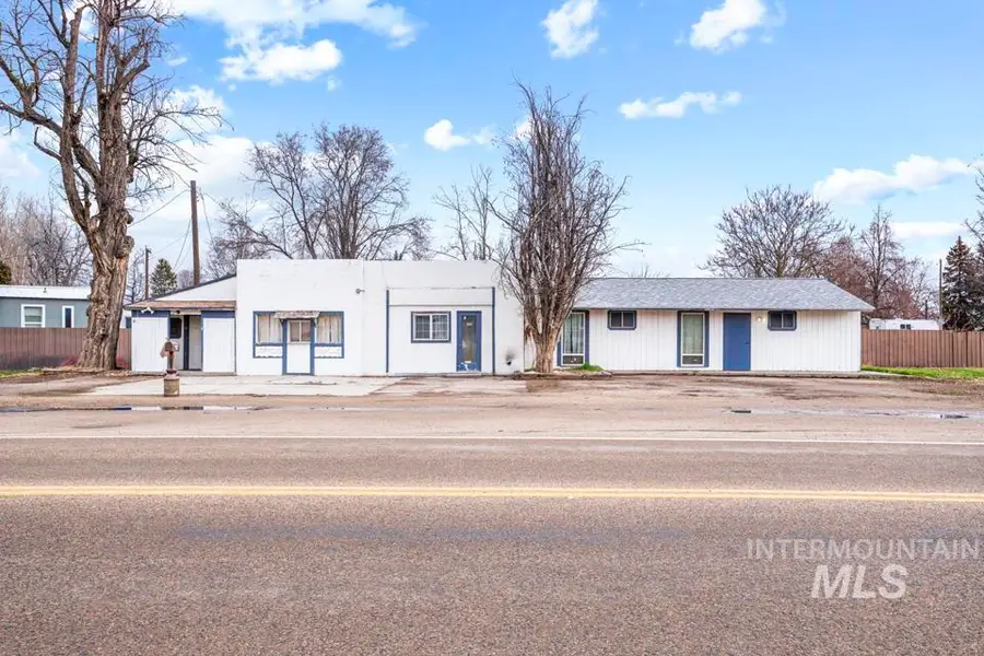 321 Southeast Ave, New Plymouth, ID 83655 - #2