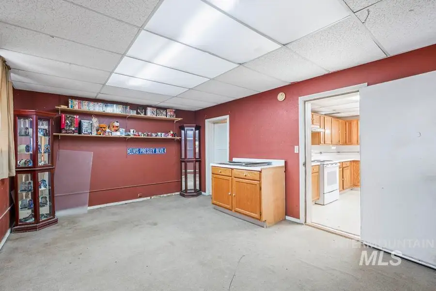 321 Southeast Ave, New Plymouth, ID 83655 - #3