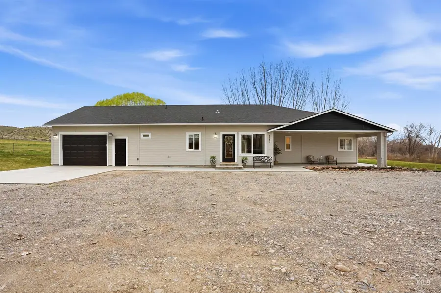 2380 Lower Pond Lane, Homedale, ID 83628 - #2