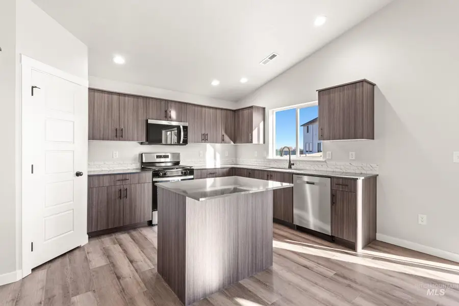 5214 E Phelps Lake Dr, Nampa, ID 83687 - #3