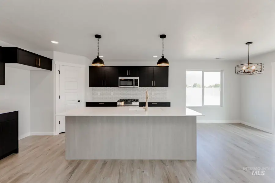 3856 W Piscina Dr, Meridian, ID 83642 - #3