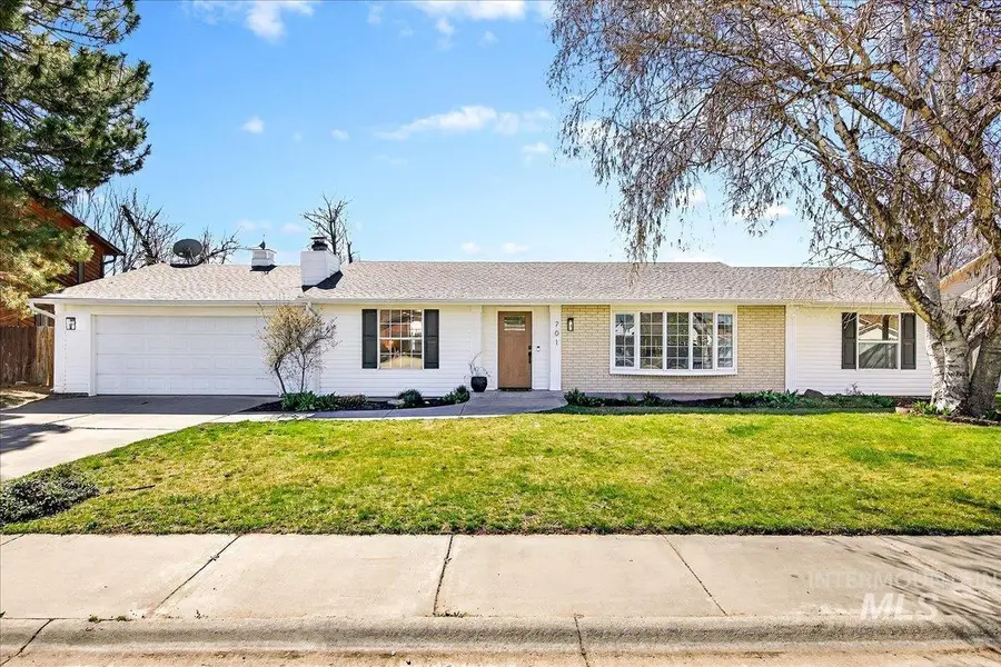 701 W Boone Ave, Nampa, ID 83651 - #2