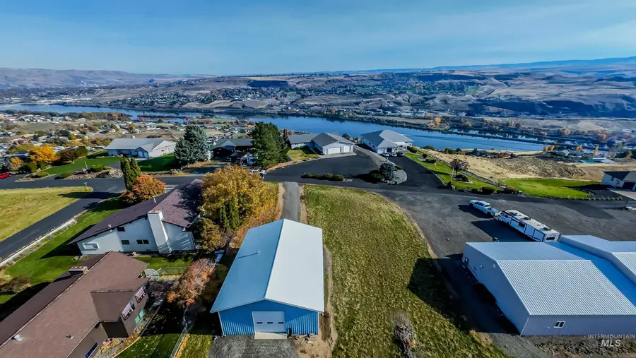 3015 Grandview Dr, Clarkston, WA 99403 - #3