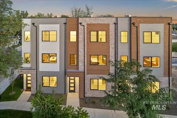 3249 W Moore Street, Boise, ID 83702