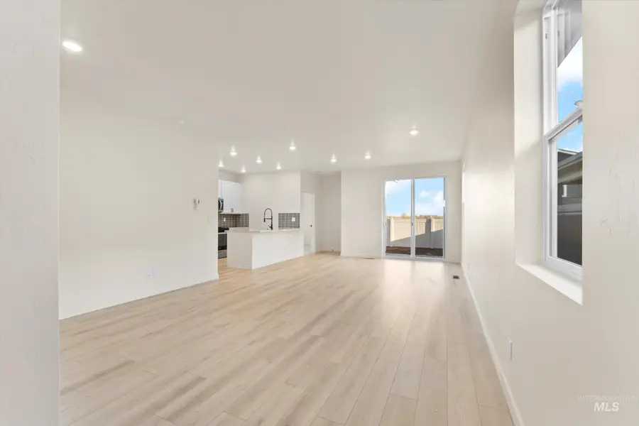 4567 E Mesa Vista St, Nampa, ID 83686 - #3