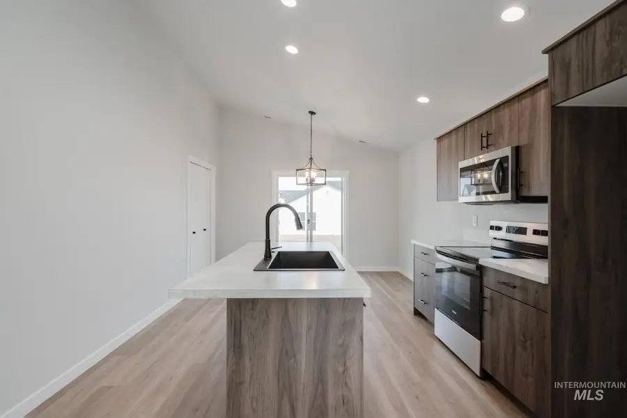 7095 E Shields Dr, Nampa, ID 83687 - #3