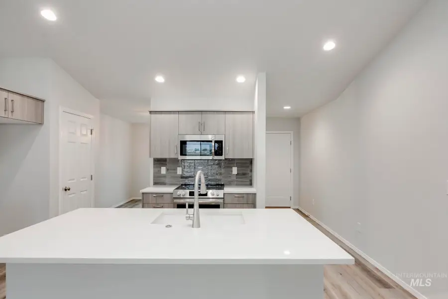 5377 S Desert Cactus Ave, Meridian, ID 83642 - #3