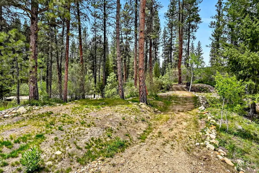 9 Crescent Cir, Idaho City, ID 83631 - #3