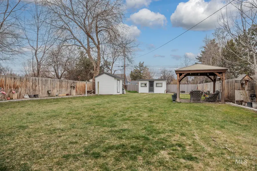 24 N Fairview St, Nampa, ID 83651 - #3