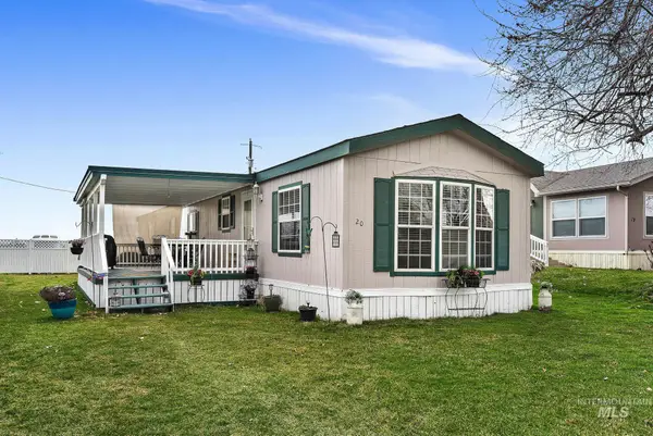 4030 River Resort Dr #20, Homedale, ID 83628